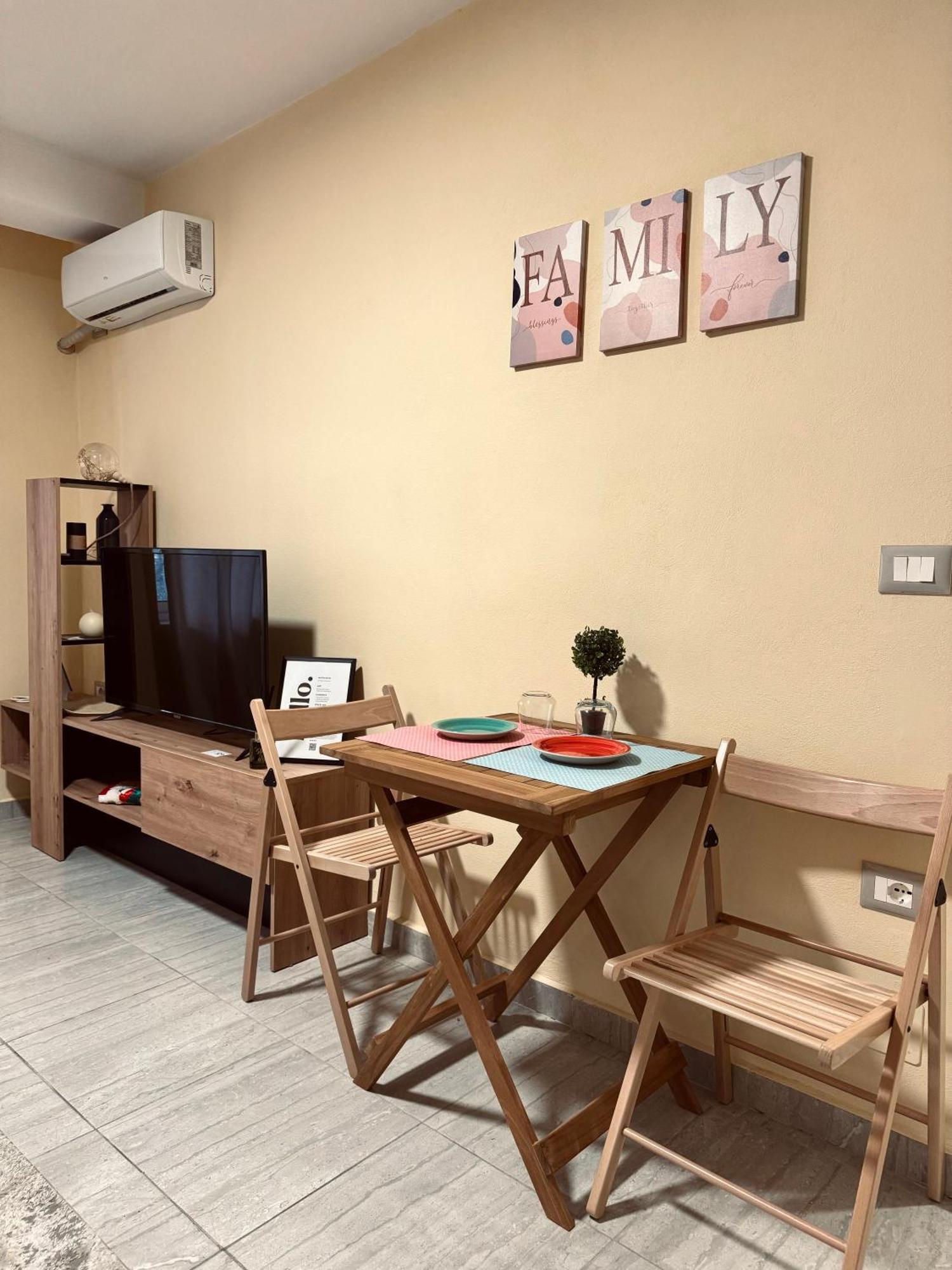 Urban Apartment In Blloku Τίρανα Εξωτερικό φωτογραφία