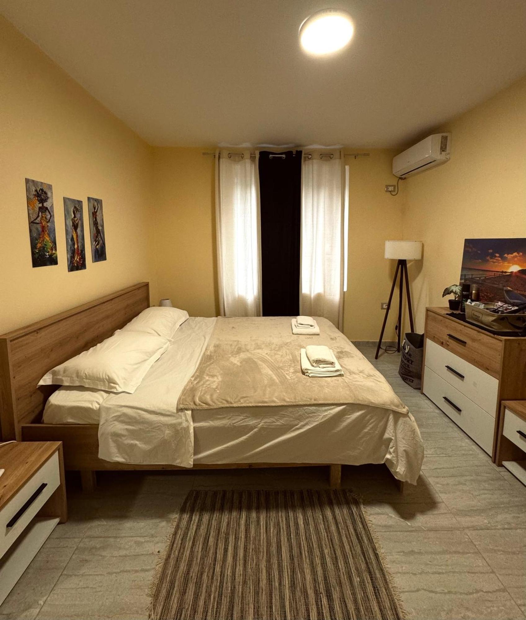 Urban Apartment In Blloku Τίρανα Εξωτερικό φωτογραφία